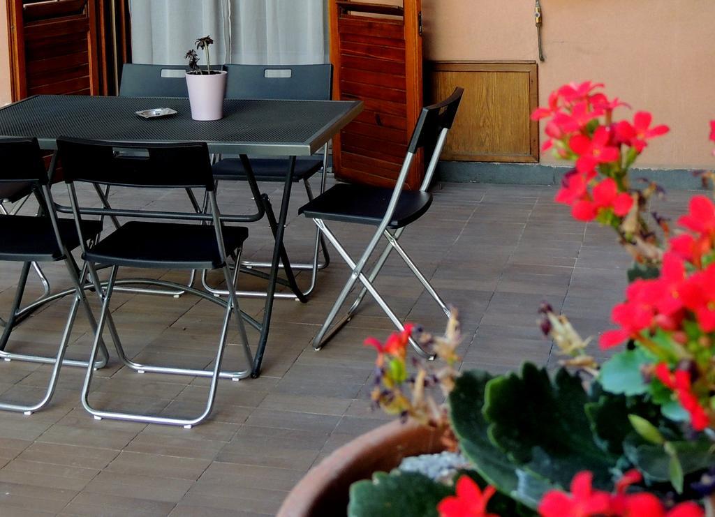 B&B Il Rosso E Il Nero Цафферана-Етнеа Екстер'єр фото